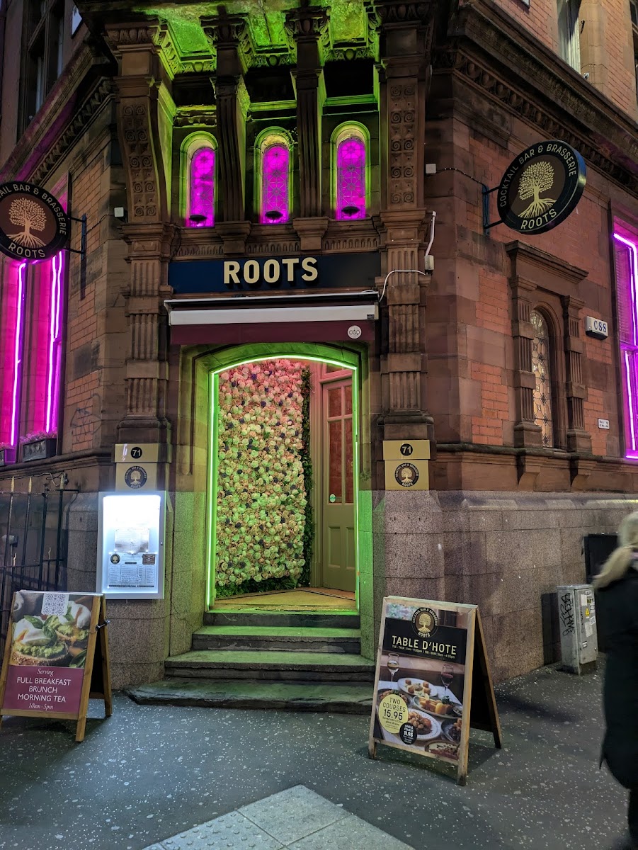 Roots • Cocktail Bar & Brasserie