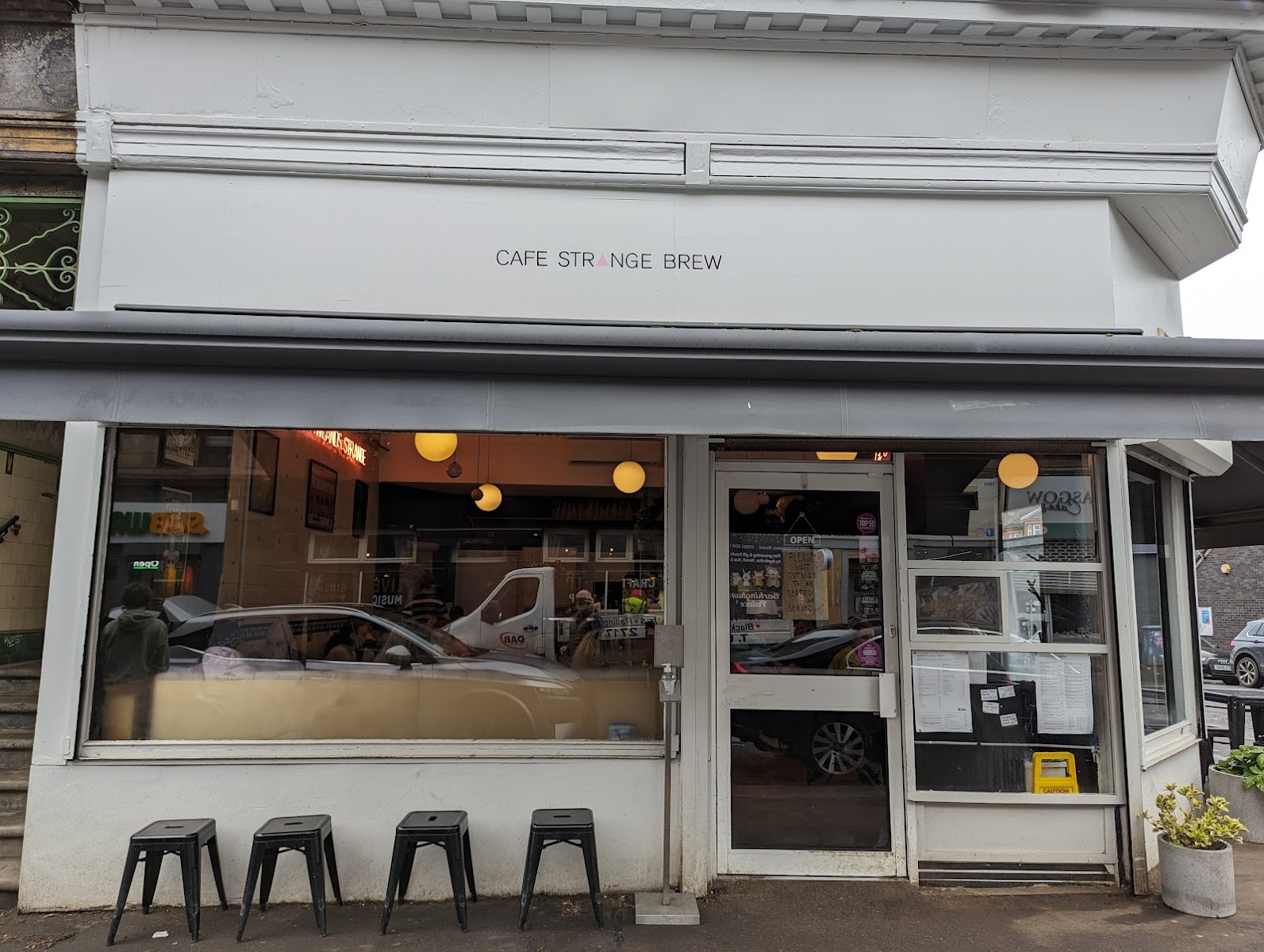 Cafe Strange Brew
