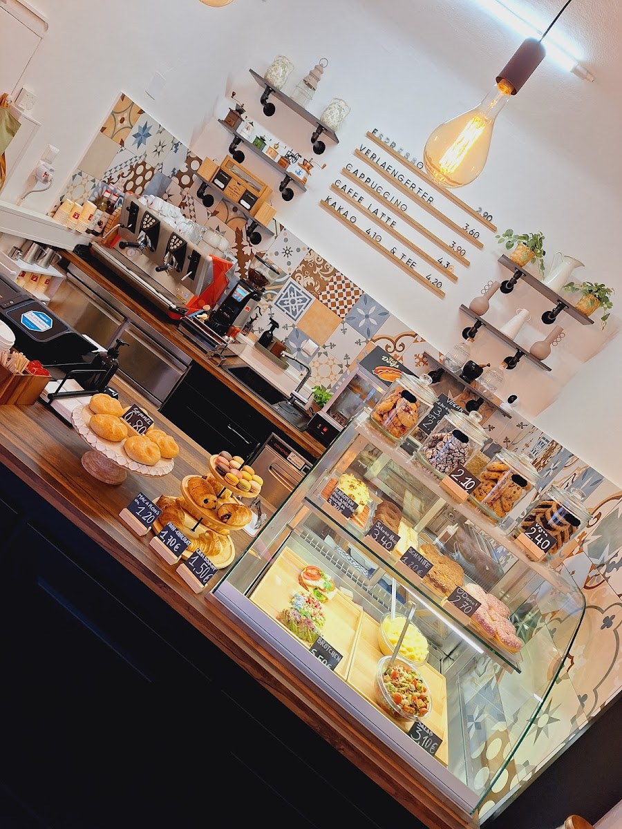Lily’s Bakery